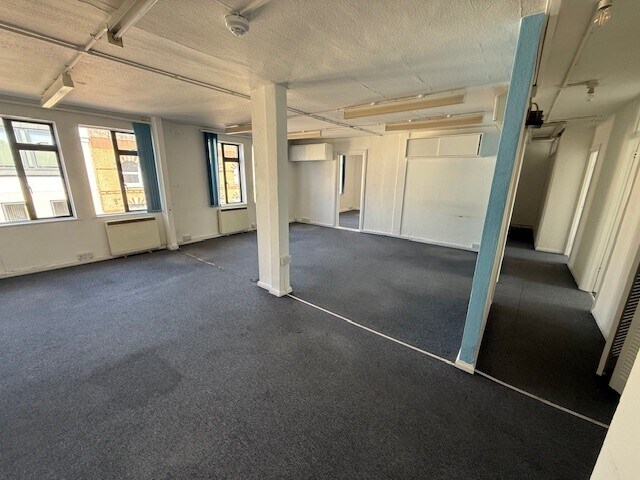 58-59 Victoria Rd, Surbiton en alquiler - Foto del interior - Imagen 2 de 4