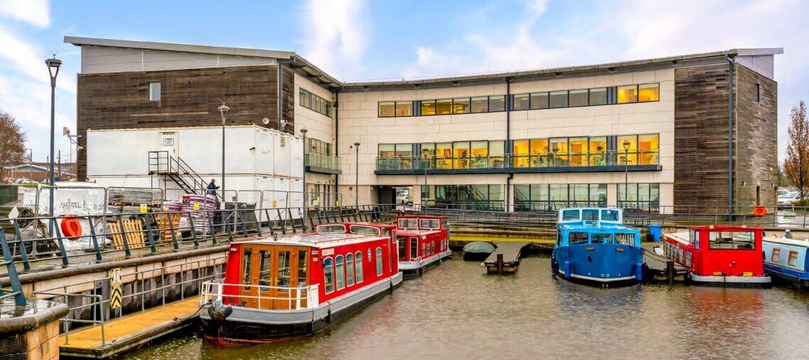 12 Strathkelvin Pl, Kirkintilloch en alquiler Foto del edificio- Imagen 1 de 5