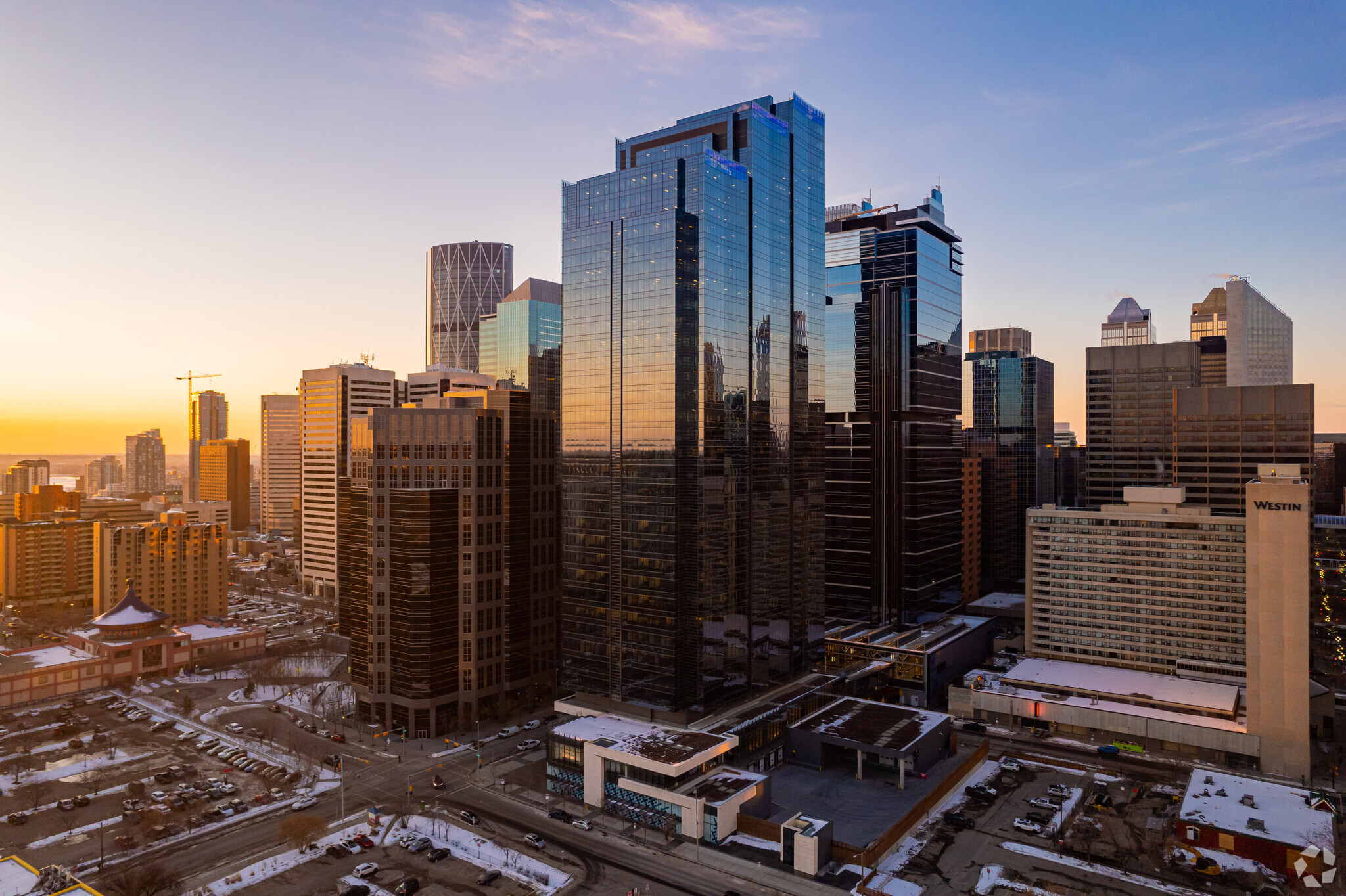 215 2nd St SW, Calgary, AB en alquiler Foto del edificio- Imagen 1 de 6