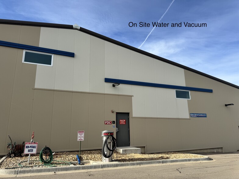 2364 Industrial Ln, Broomfield, CO en venta - Foto del edificio - Imagen 3 de 21