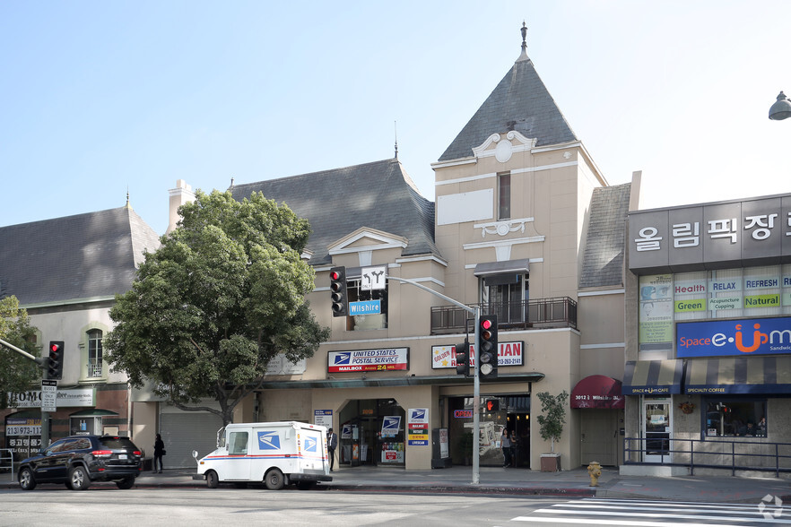 3006 Wilshire Blvd, Los Angeles, CA en alquiler - Foto del edificio - Imagen 1 de 9