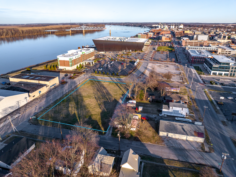 102 Elm Street, Owensboro, KY en alquiler - Vista aérea - Imagen 2 de 3