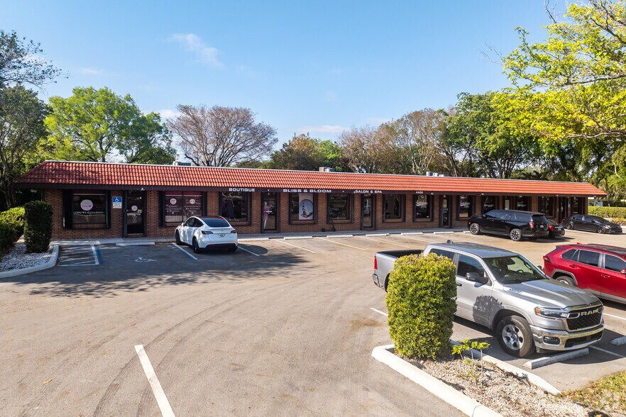 4400 W Hillsboro Blvd, Coconut Creek, FL en venta - Foto del edificio - Imagen 2 de 14