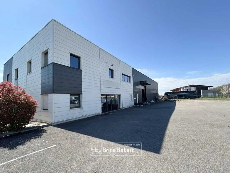 Flex en Janneyrias en venta - Foto del edificio - Imagen 3 de 5