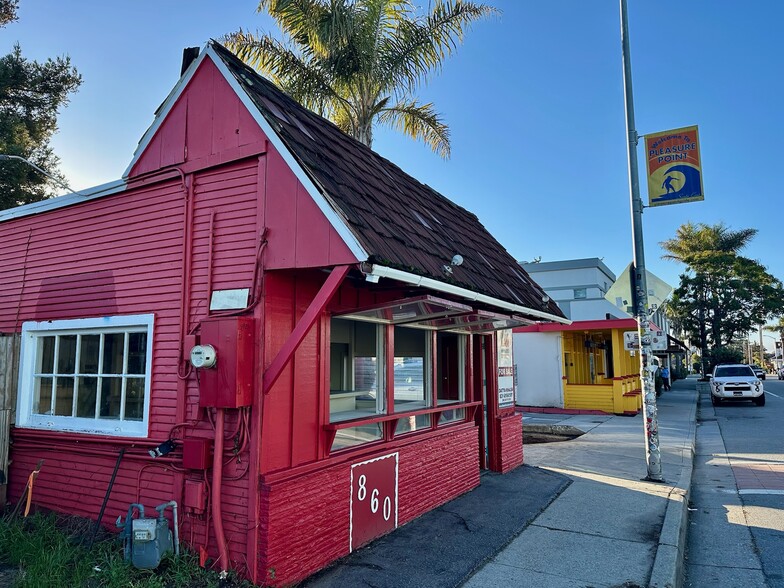 860 41st Ave, Capitola, CA en venta - Foto del edificio - Imagen 1 de 17