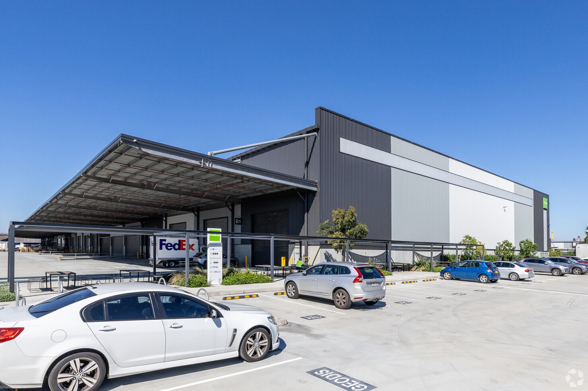 9 Coal Pier Rd, BANKSMEADOW en alquiler Foto principal- Imagen 1 de 5