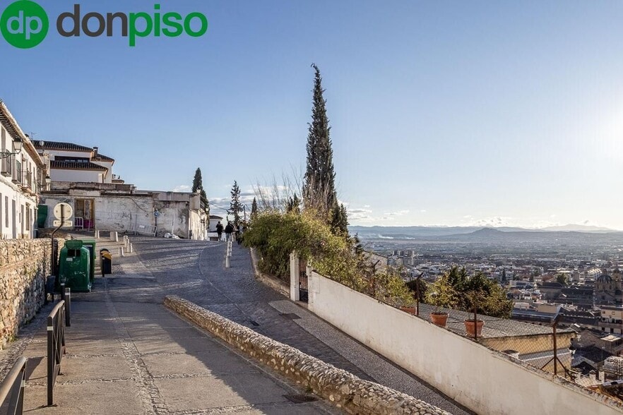Carril de la Lona, 16, Granada, Granada en venta - Foto del edificio - Imagen 3 de 19