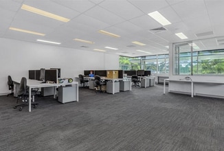 305 Montague Rd, WEST END en alquiler Foto del interior- Imagen 2 de 7