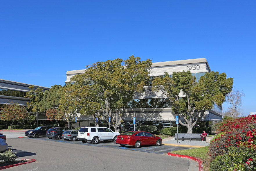 3750 Convoy St, San Diego, CA en alquiler - Foto del edificio - Imagen 2 de 3