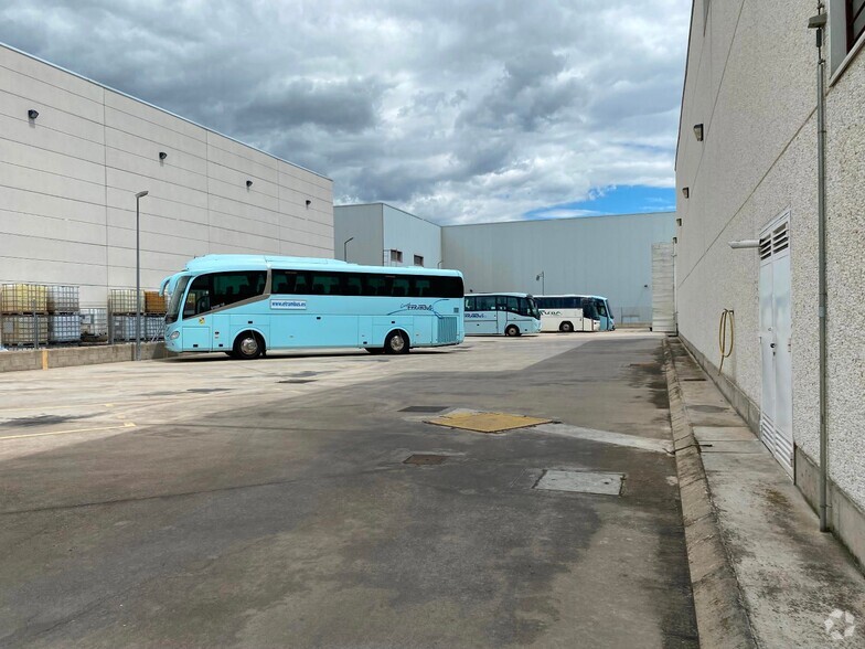 Naves en Getafe, MAD en alquiler - Foto del edificio - Imagen 3 de 13