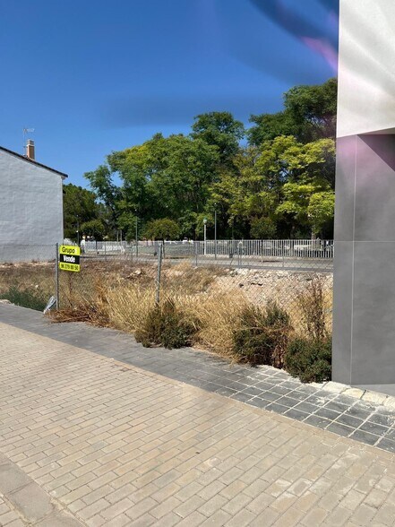 Terreno en Llíria en venta - Foto del edificio - Imagen 1 de 4