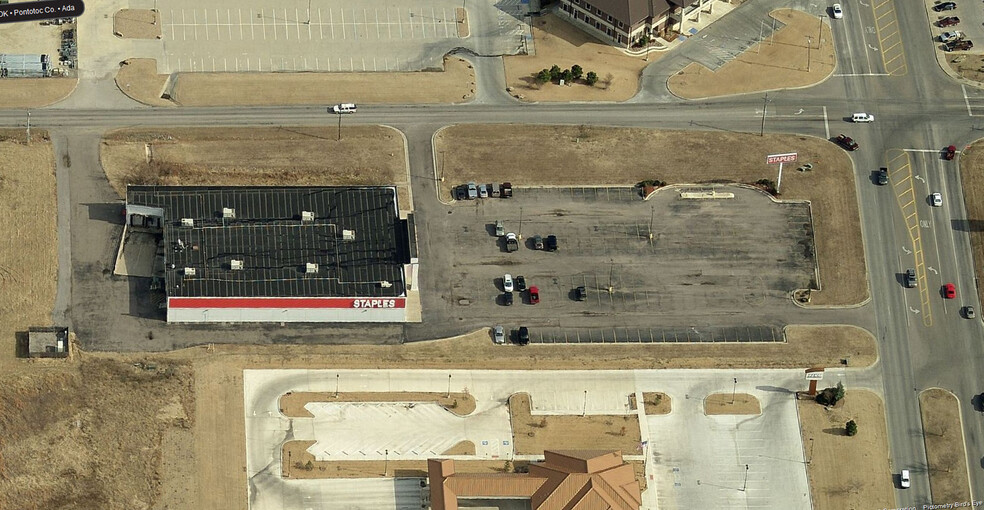 1630 Lonnie Abbott Blvd, Ada, OK en alquiler - Foto del edificio - Imagen 3 de 4