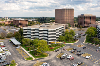 1 TransAm Plaza Dr, Oakbrook Terrace, IL - VISTA AÉREA  vista de mapa - Image1