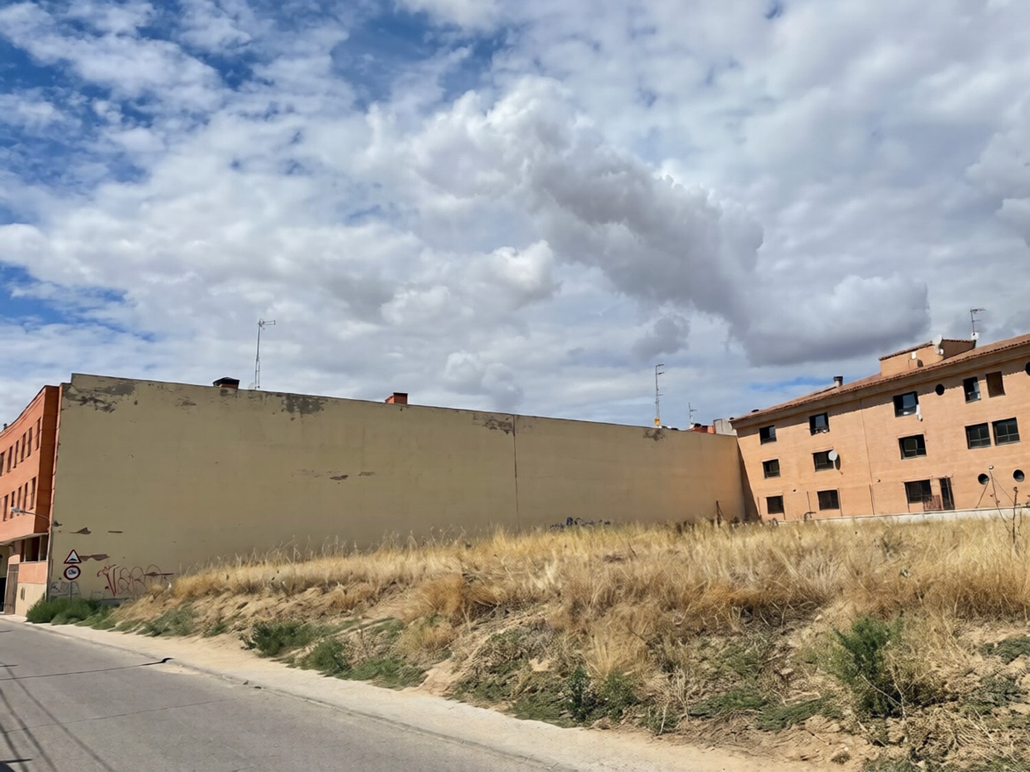 Calle Lominchar, 28, Cedillo del Condado, Toledo en venta Otros- Imagen 1 de 3
