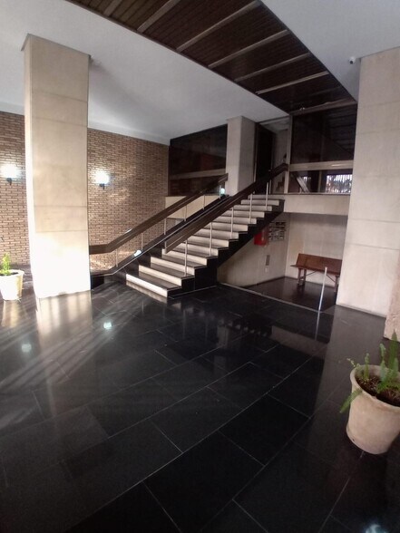 Oficina en Córdoba, Córdoba en alquiler - Foto del edificio - Imagen 3 de 18