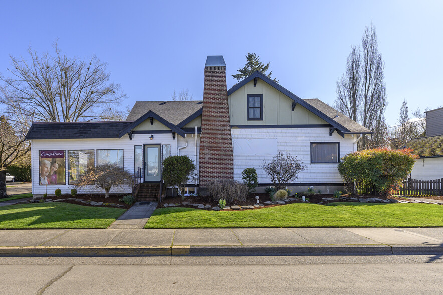 636 NE Baker St, Mcminnville, OR en venta - Foto del edificio - Imagen 1 de 30