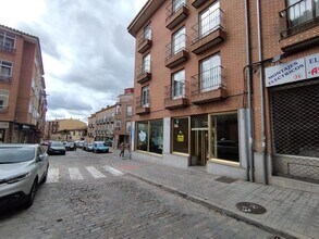Local en Ávila, Ávila en alquiler Foto de la construcción- Imagen 2 de 11