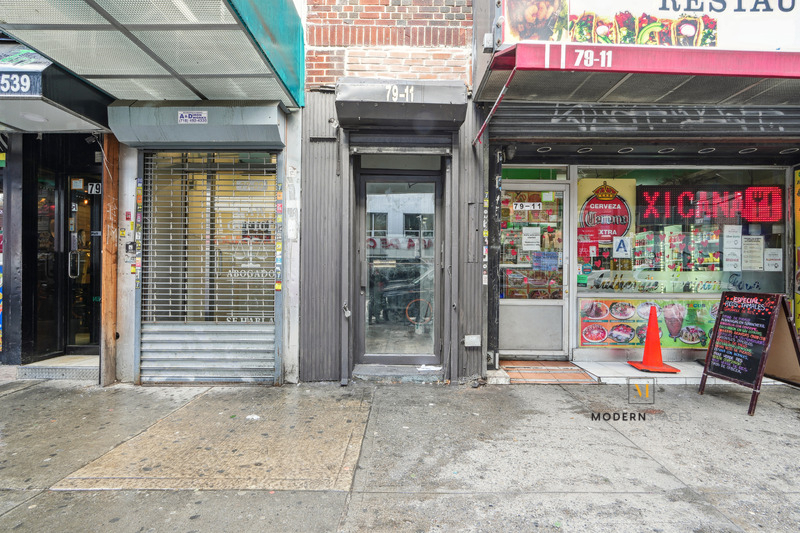 79-11 Roosevelt Ave, Jackson Heights, NY en alquiler - Foto del edificio - Imagen 2 de 2