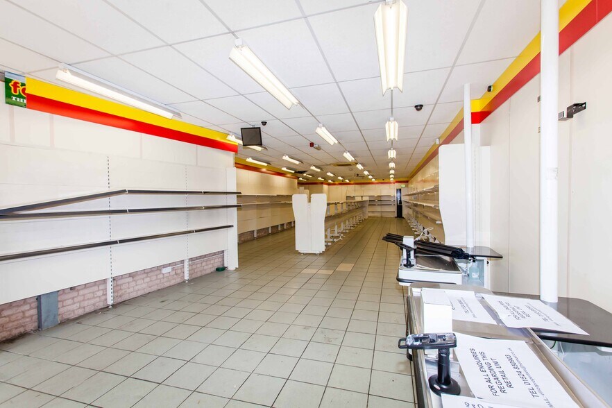 32-34 Market Pl, Bolsover en alquiler - Foto del edificio - Imagen 2 de 4