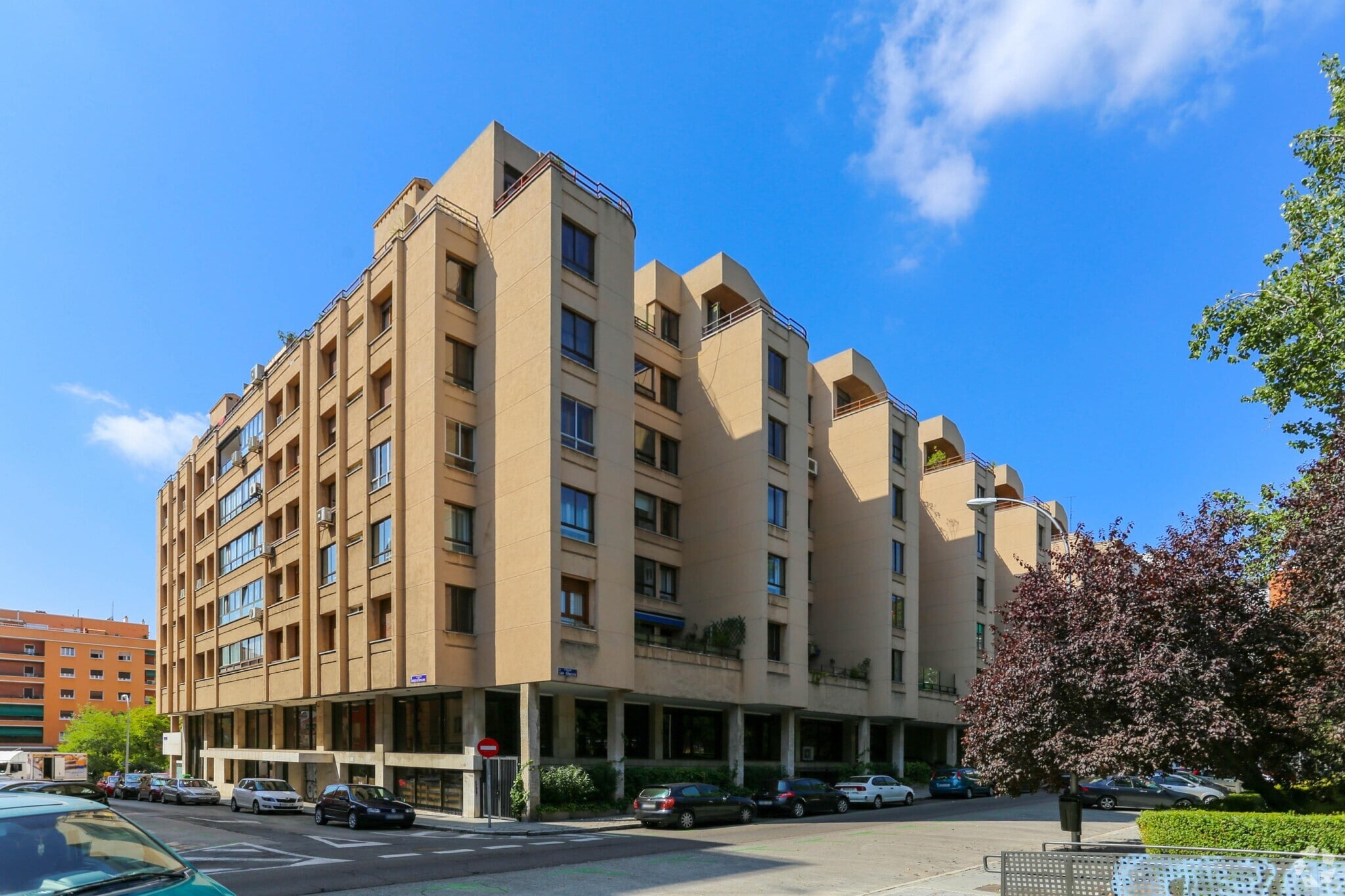 Edificio residencial en Madrid, Madrid en venta Foto principal- Imagen 1 de 4