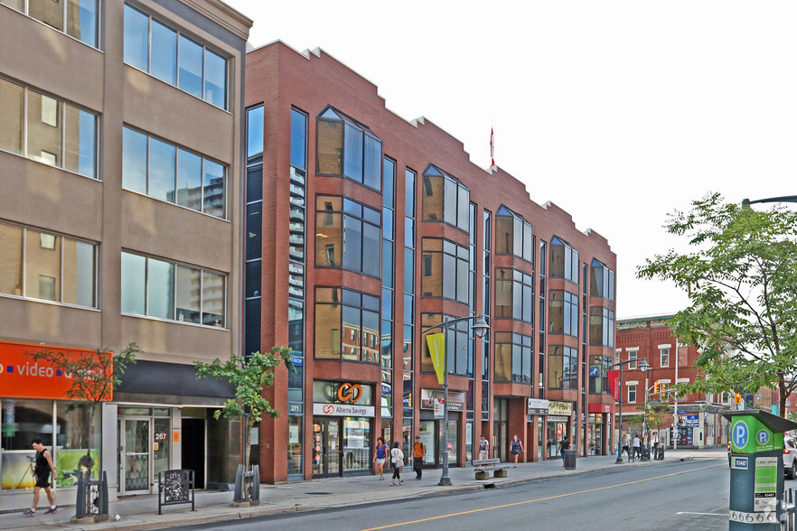 275 Bank St, Ottawa, ON en alquiler - Foto del edificio - Imagen 2 de 10