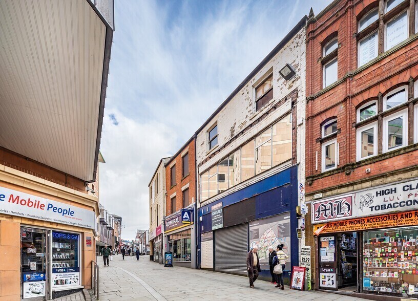 38 Yorkshire St, Rochdale en alquiler - Foto del edificio - Imagen 3 de 4