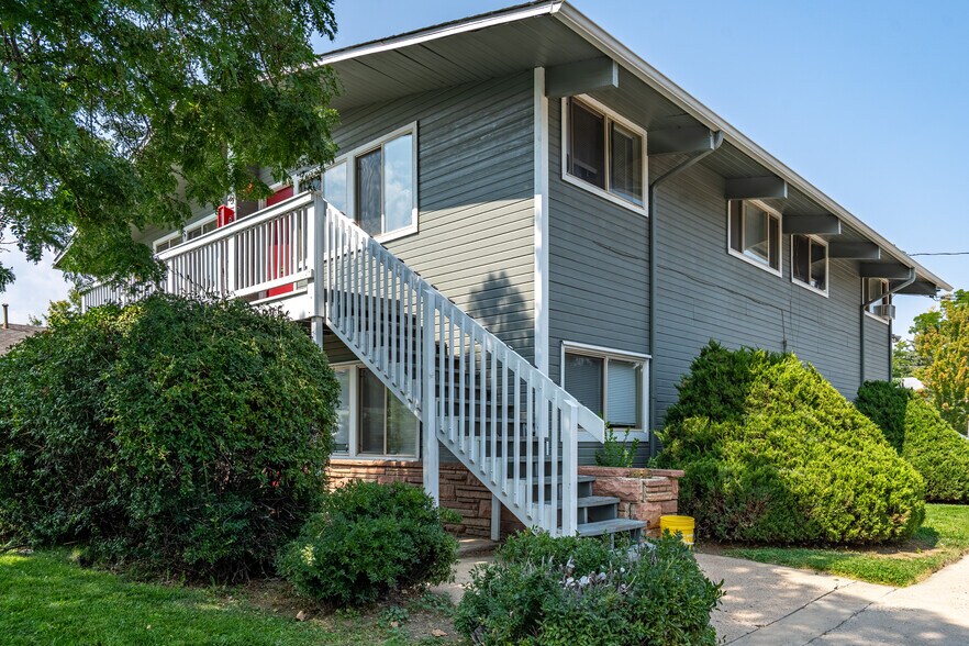 The College cartera de 4 inmuebles en venta en LoopNet.es - Foto del edificio - Imagen 2 de 21