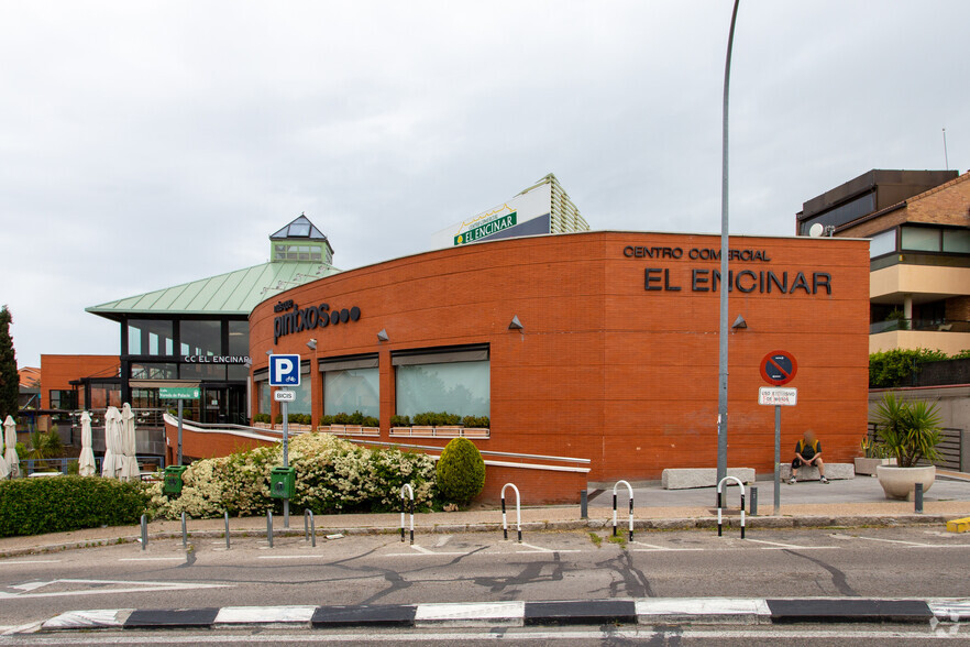 Camino Cura, 10, Alcobendas, Madrid en alquiler - Foto del edificio - Imagen 1 de 9