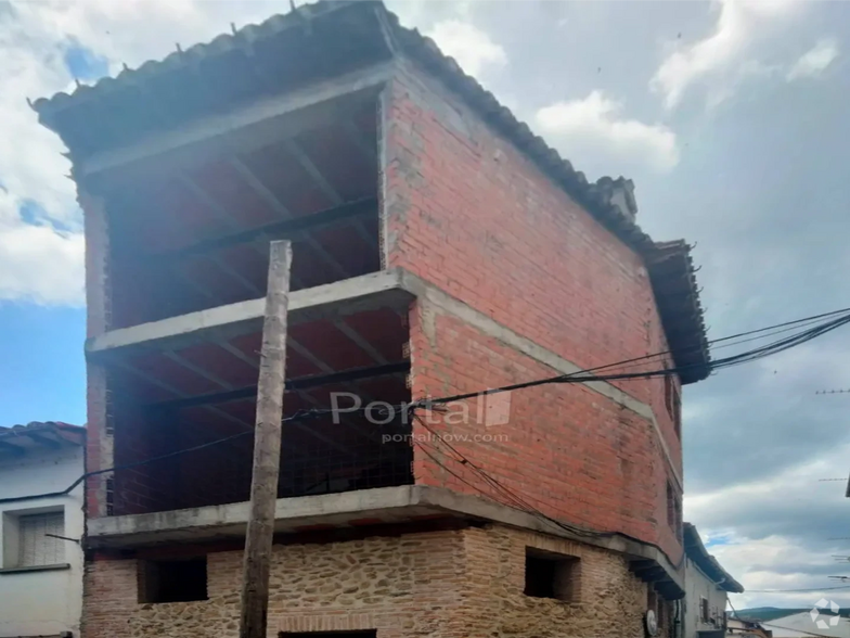 Nave en Arenas de San Pedro, Ávila en venta - Foto del edificio - Imagen 2 de 4