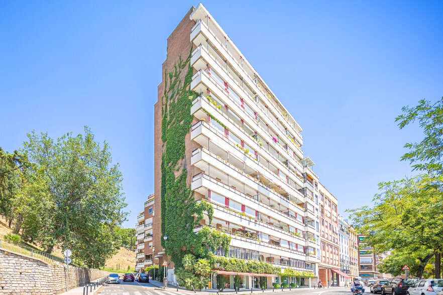 Calle Irún, 25, Madrid, Madrid en venta - Foto principal - Imagen 1 de 3