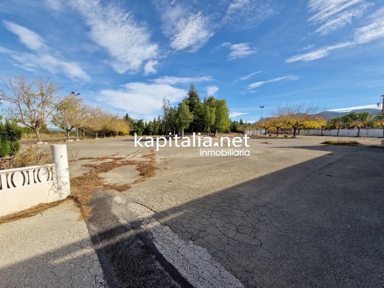 Local en El Palomar, Valencia en venta - Foto del edificio - Imagen 3 de 41