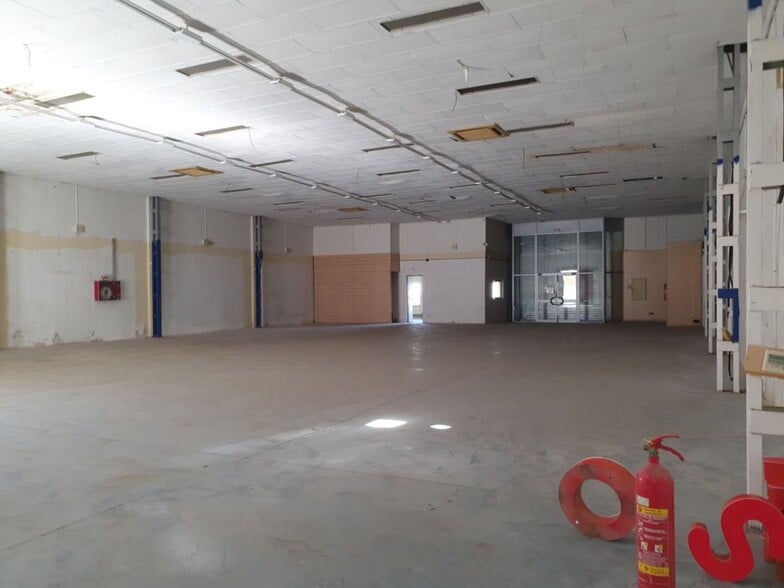 Nave en SEVILLA en alquiler - Foto del edificio - Imagen 2 de 14