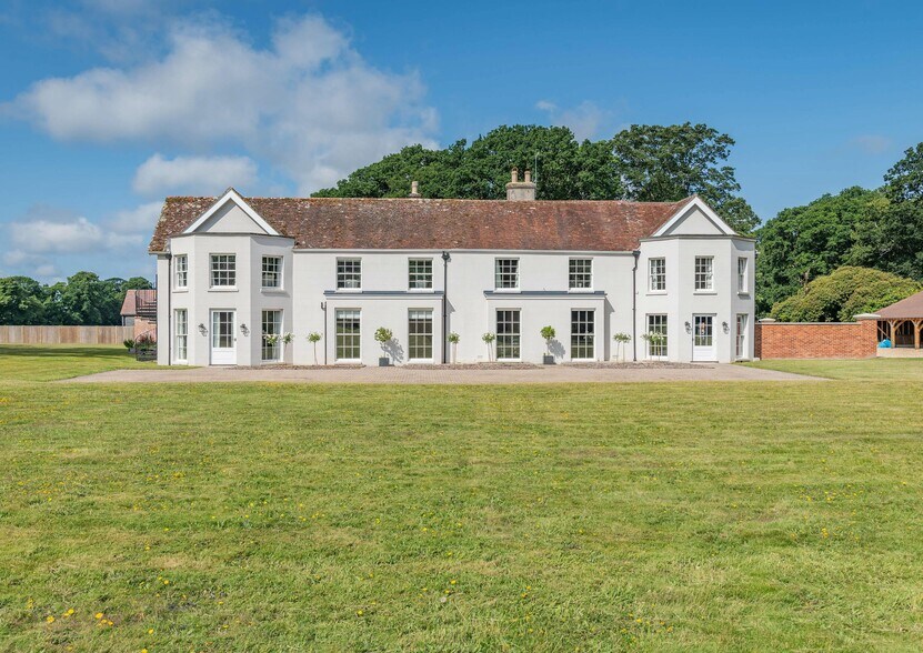 Ringwood Rd, Christchurch en venta - Foto del edificio - Imagen 2 de 21