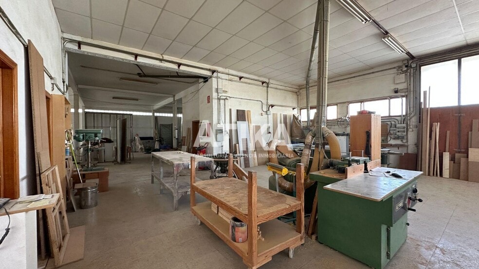 Nave en Santa Ana en venta - Foto del edificio - Imagen 2 de 24