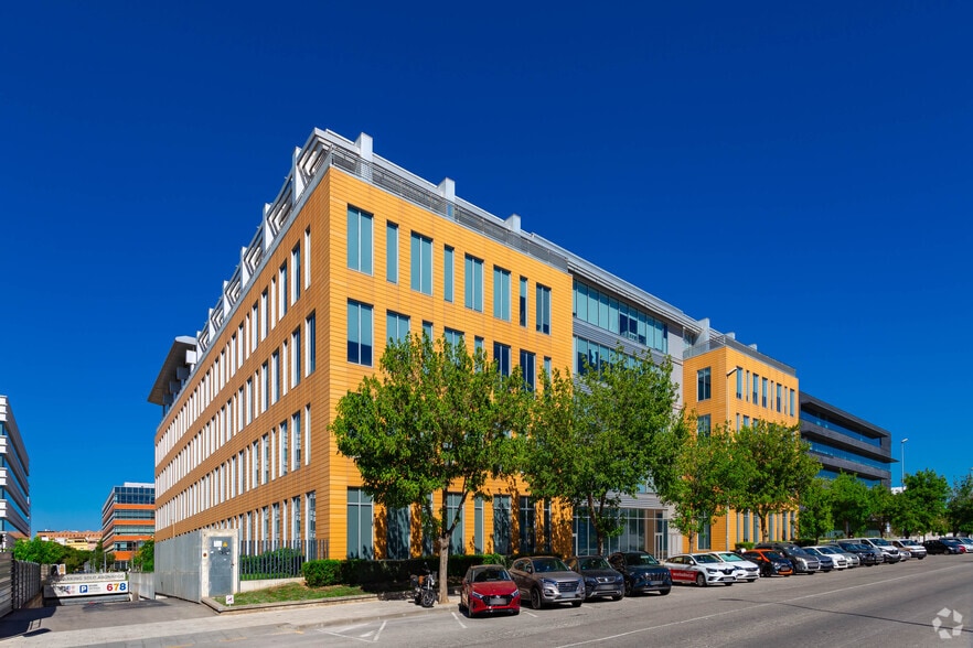Oficina en Avinguda del Maresme, 33, Cornellà de Llobregat en alquiler - Foto del edificio - Imagen 2 de 6