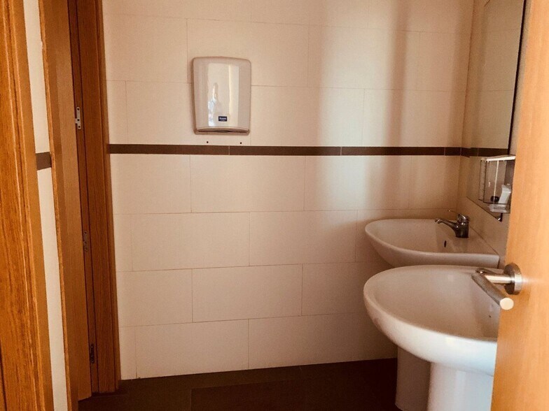 Oficina en Santiponce en alquiler - Foto del edificio - Imagen 1 de 20