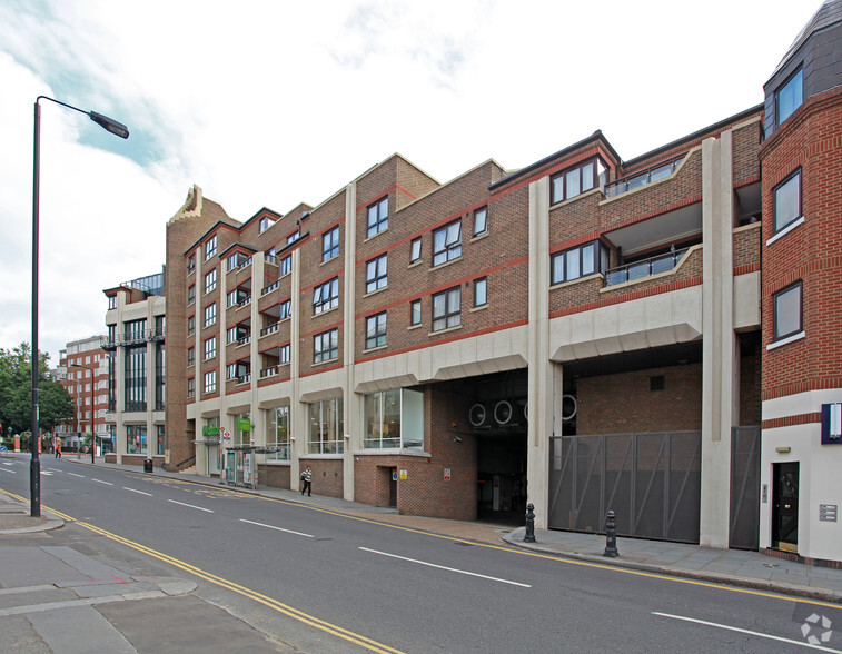 239-249 Kensington High St, London en alquiler - Foto del edificio - Imagen 3 de 8