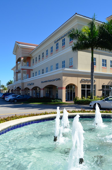 15800-15880 Pines Blvd, Pembroke Pines, FL en alquiler - Foto del edificio - Imagen 2 de 7