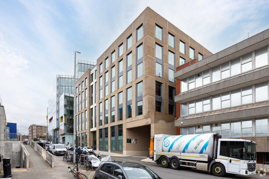 1, 2 & 3 Neptune Sq, Brighton en alquiler - Foto del edificio - Imagen 3 de 3