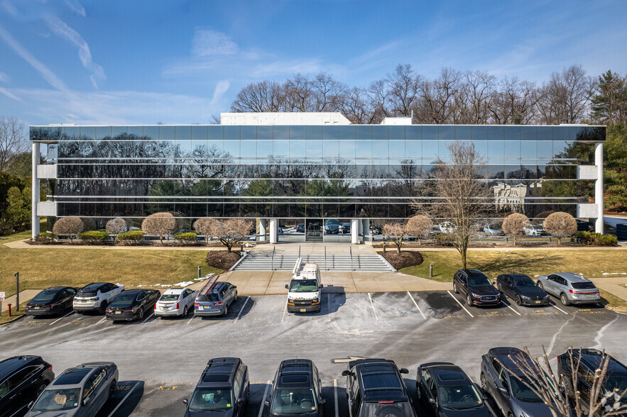 14 Walsh Dr, Parsippany, NJ en alquiler - Foto del edificio - Imagen 2 de 16