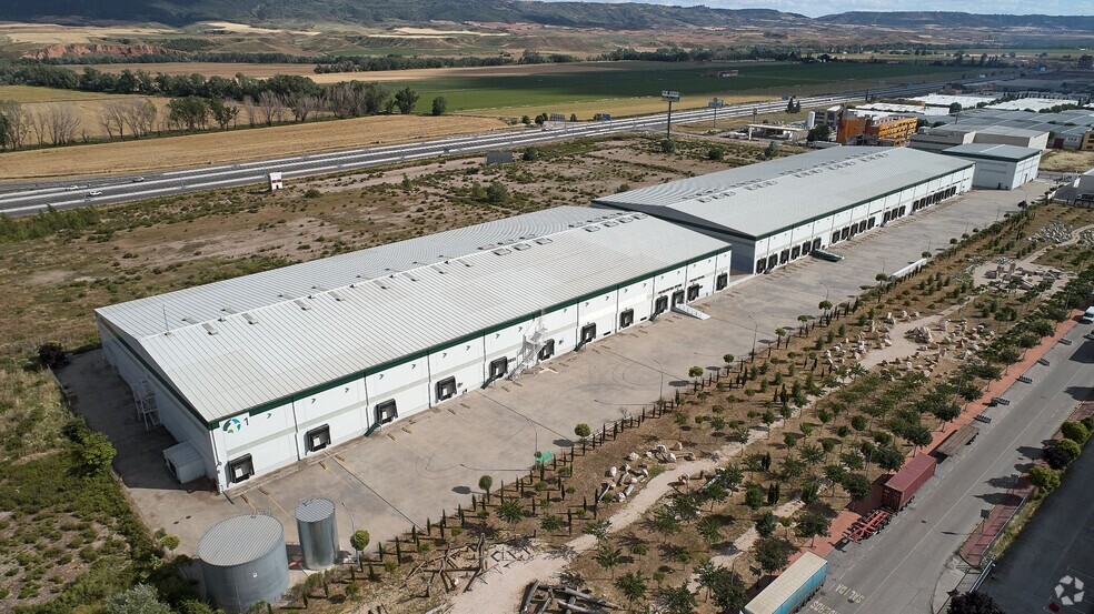 Avenida de la Barca, 45, Azuqueca de Henares, Guadalajara en alquiler - Foto del edificio - Imagen 3 de 3