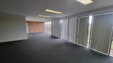 7 Anzac Road, Tuggerah en alquiler Foto del interior- Imagen 2 de 2