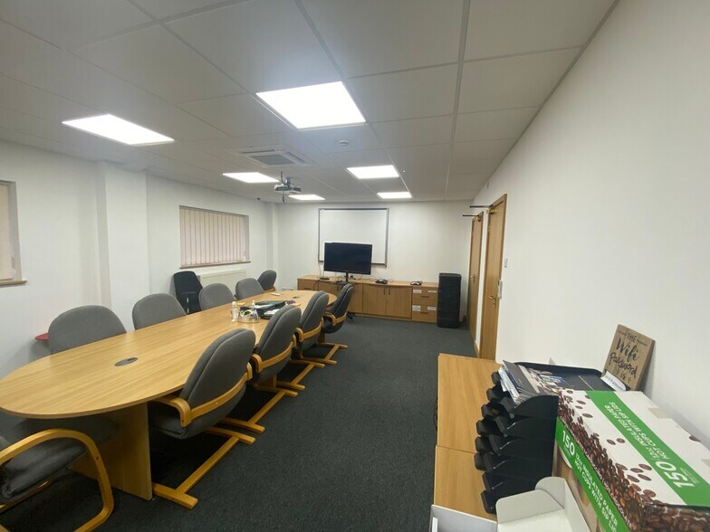 1-2 Evans Way, Deeside en alquiler - Foto del interior - Imagen 2 de 3