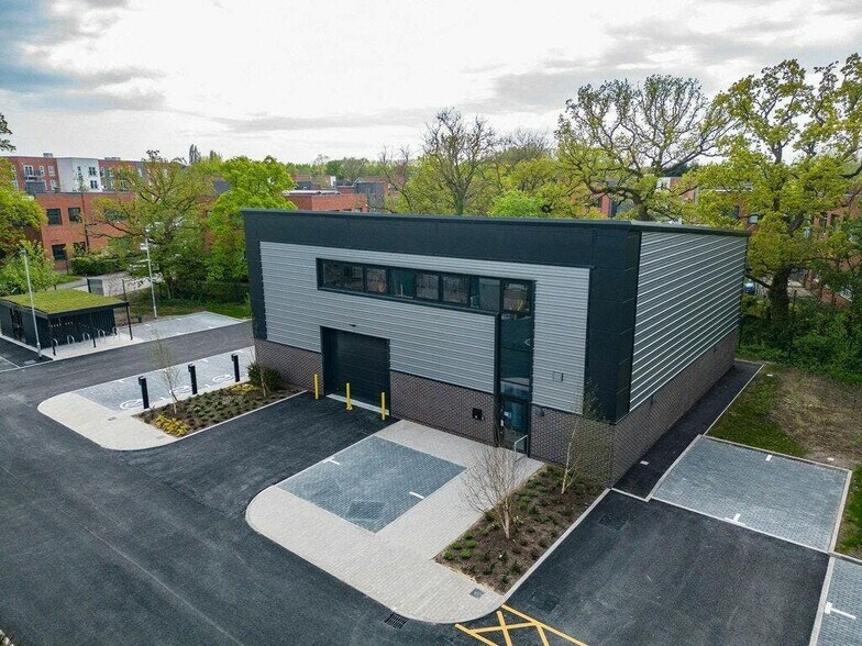 Longstone Rd, Manchester en alquiler - Foto del edificio - Imagen 3 de 9