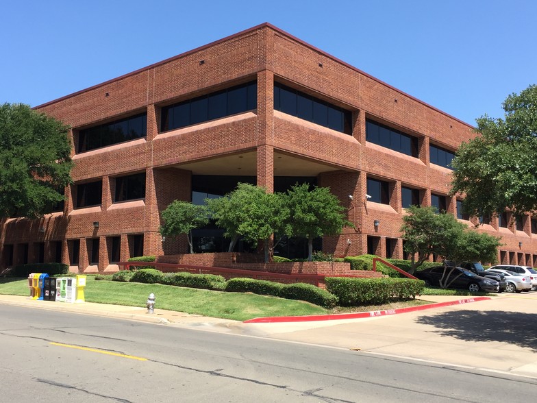 2201 N Collins St, Arlington, TX en alquiler - Foto del edificio - Imagen 1 de 17