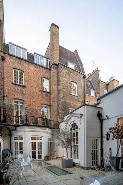 13-14 South Audley St, London en venta - Foto del edificio - Imagen 2 de 5