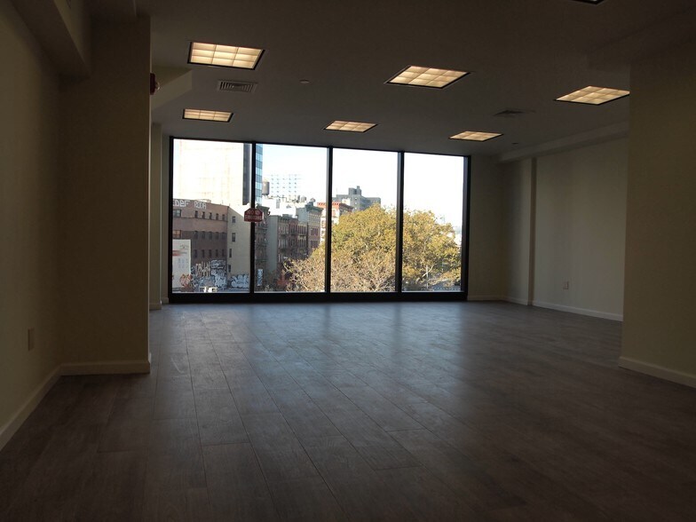 107 E Broadway, New York, NY 10002 - Unidad Floor -  - Foto del interior - Image 1 of 2