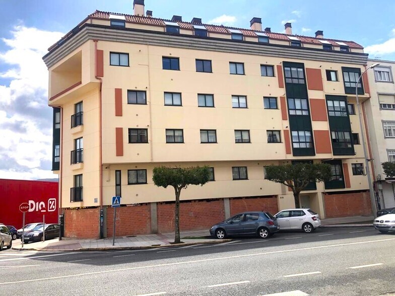 Local en Narón en venta - Foto del edificio - Imagen 2 de 17