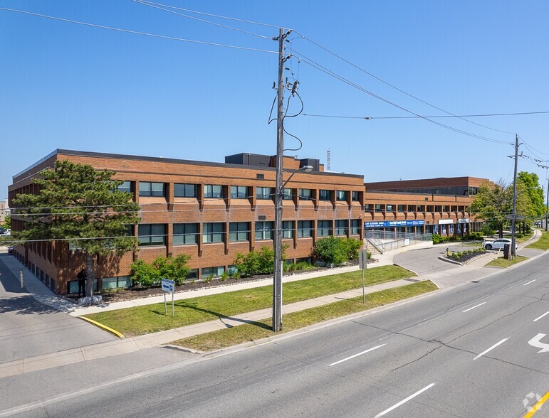 85 The East Mall, Toronto, ON en alquiler - Foto del edificio - Imagen 1 de 5