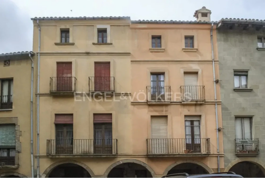Edificio residencial en Calaf, Barcelona en venta - Foto del interior - Imagen 2 de 11